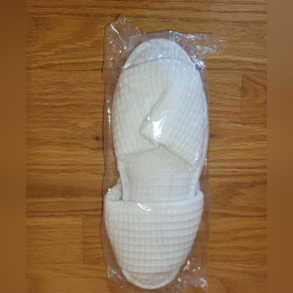 Waffle Weave Boca Terry Resort Slippers Large Never Opened/Worn